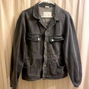 GAP vintage black jean jacket.
